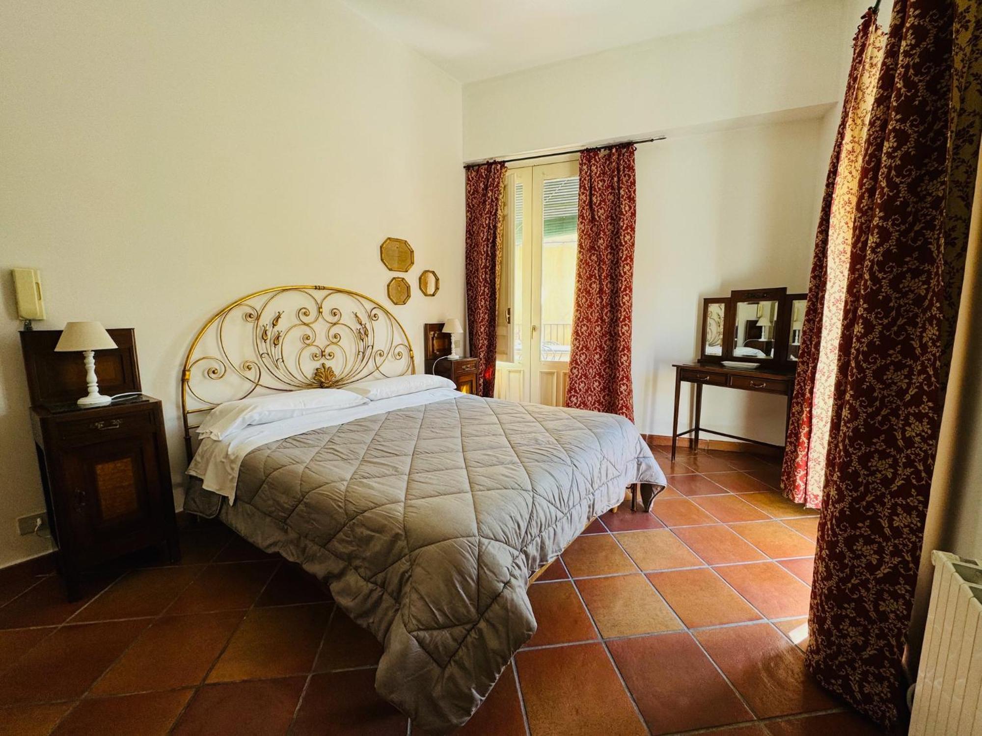Penthouse Duomo Apartment Cefalu Bagian luar foto