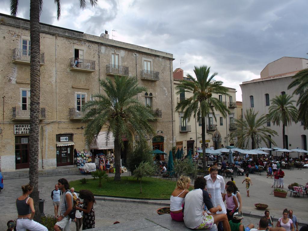 Penthouse Duomo Apartment Cefalu Ruang foto
