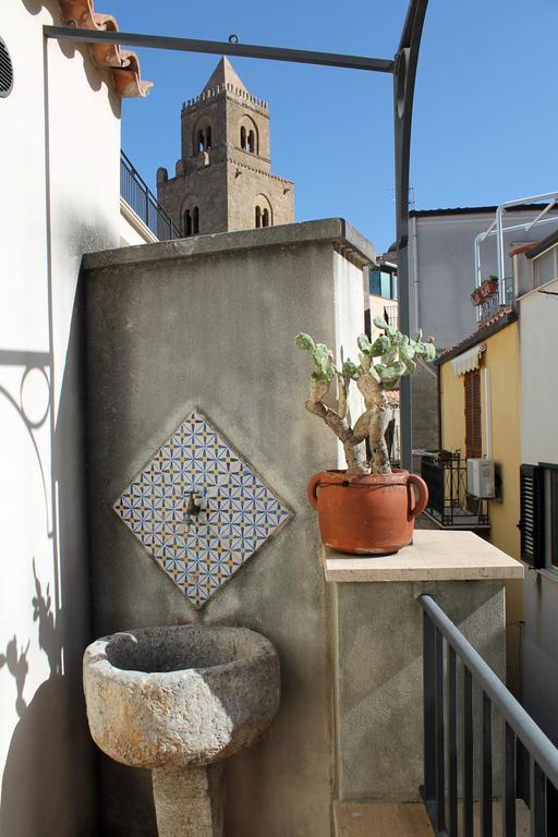 Penthouse Duomo Apartment Cefalu Ruang foto